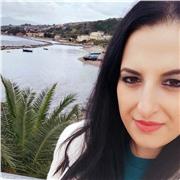 Offro tutoraggio per bambini e ragazzi con DSA.
Seguo anche per lezioni in materie umanistiche